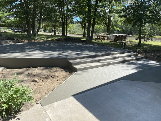concrete patio and steps